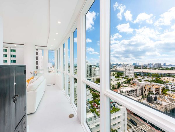 Miami Beach Condo 978859