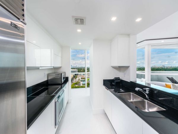 Miami Beach Condo 978859
