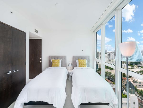 Miami Beach Condo 978859