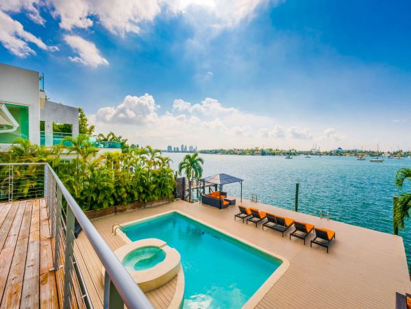 Miami Beach Home 978860