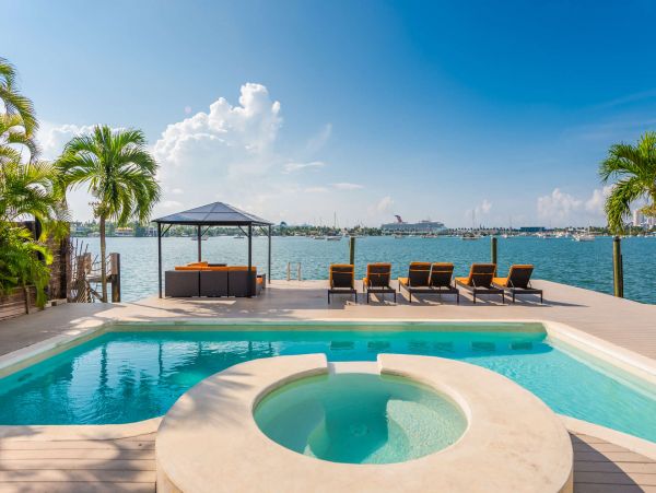 Miami Beach Home 978860