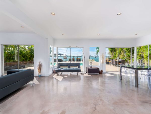 Miami Beach Home 978860