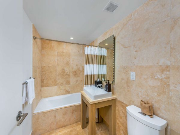 Miami Beach Condo 978863