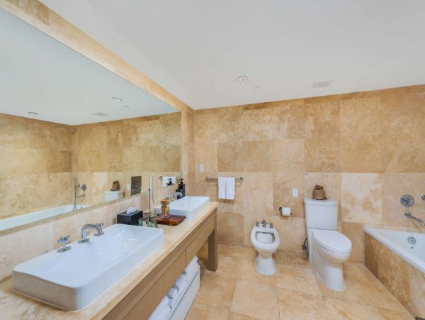 Miami Beach Condo 978863