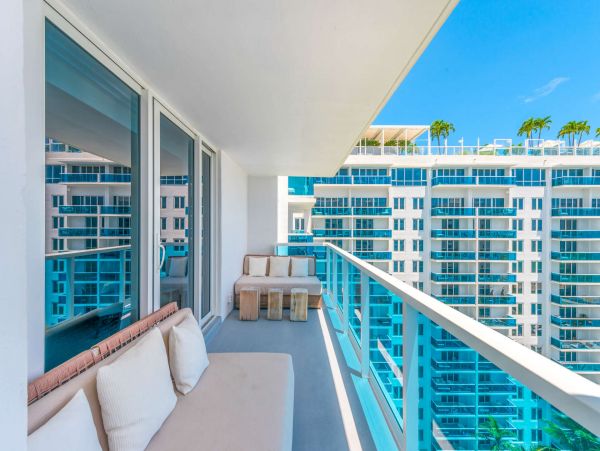 Miami Beach Condo 978863