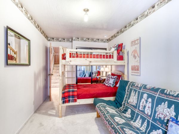 Lake Tahoe North Shore Home 978875