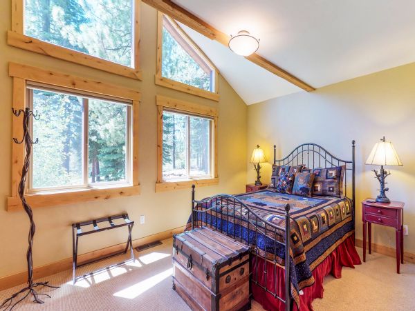 Lake Tahoe North Shore Home 978876