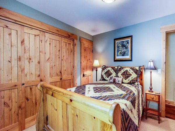 Lake Tahoe North Shore Home 978876