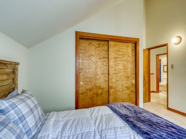 Lake Tahoe North Shore Home 978877