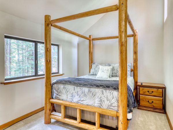 Lake Tahoe North Shore Home 978877
