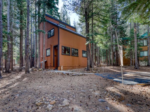 Lake Tahoe North Shore Home 978877