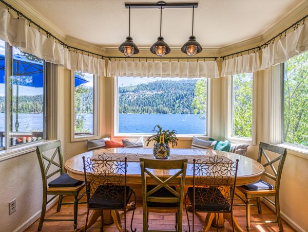 Lake Tahoe North Shore Home 978878