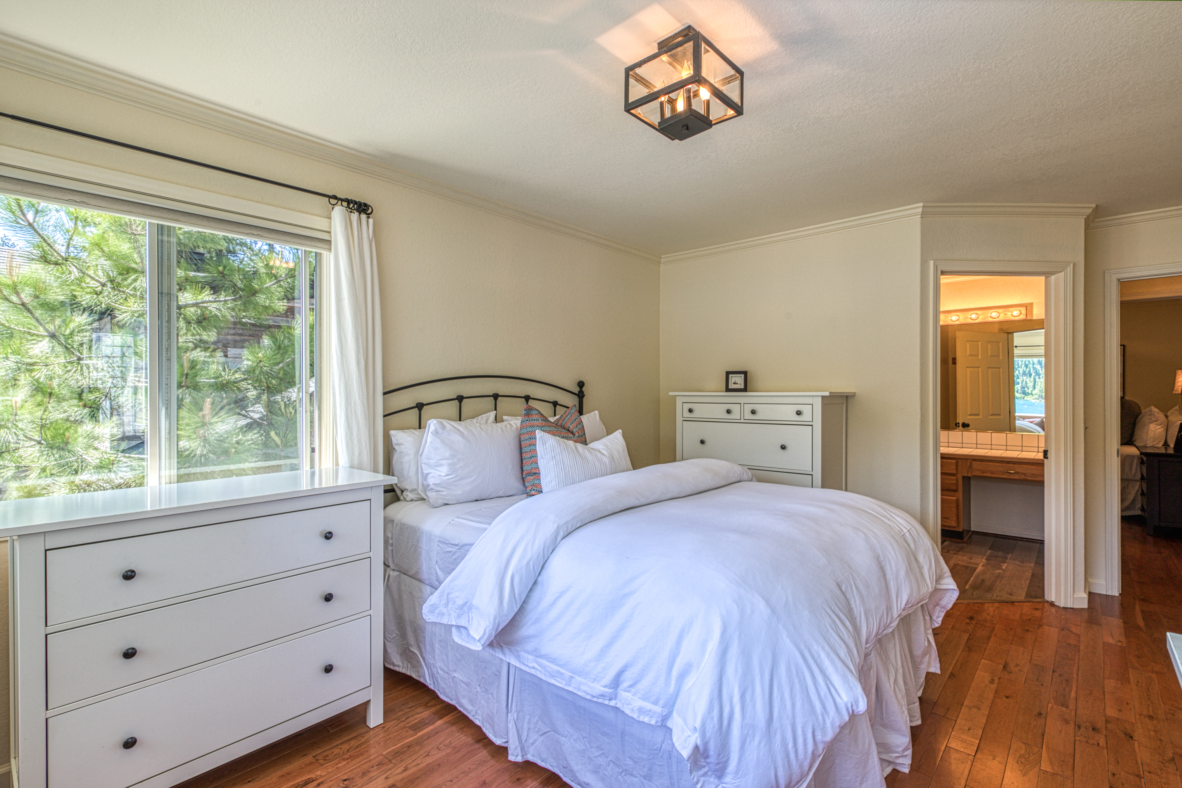 Lake Tahoe North Shore Home 978878