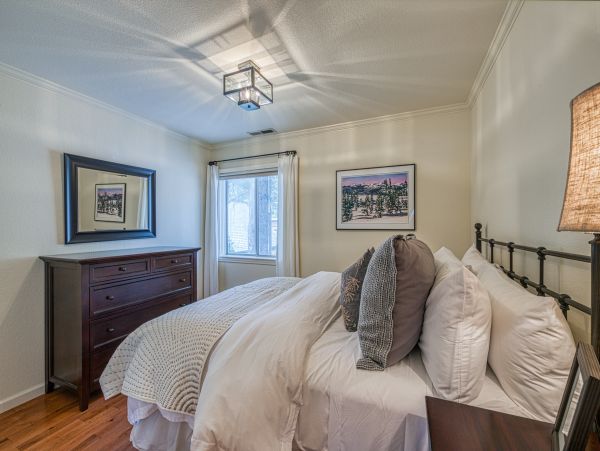 Lake Tahoe North Shore Home 978878