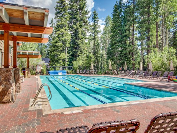 Lake Tahoe North Shore Home 978880