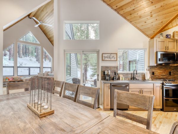 Lake Tahoe North Shore Home 978880