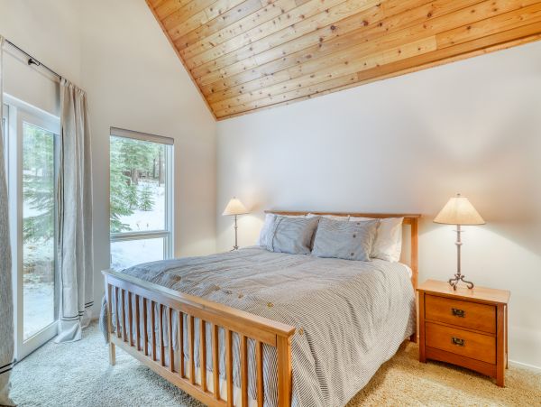 Lake Tahoe North Shore Home 978880