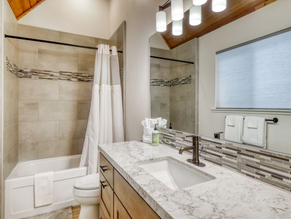 Lake Tahoe North Shore Home 978880