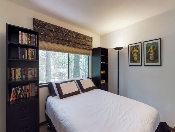 Lake Tahoe North Shore Home 978882
