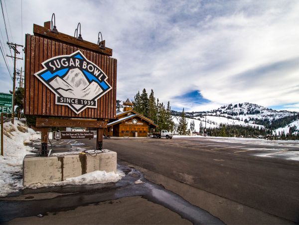 Lake Tahoe North Shore Home 978883