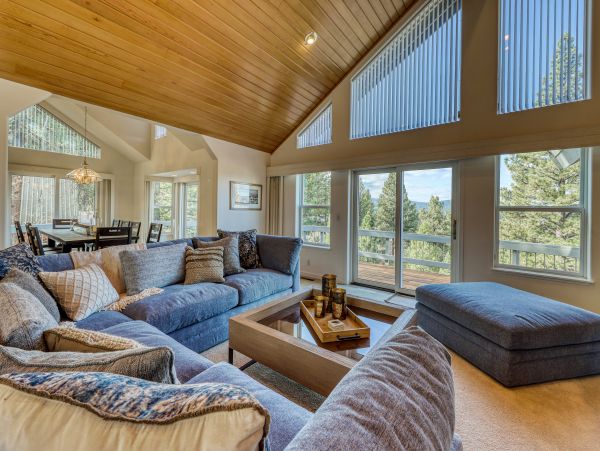 Lake Tahoe North Shore Home 978884