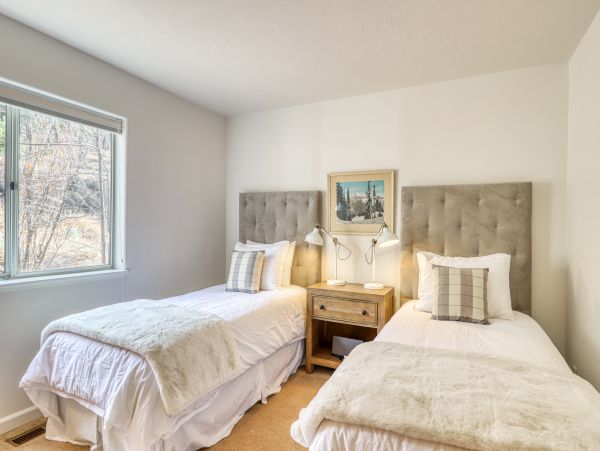Lake Tahoe North Shore Home 978884