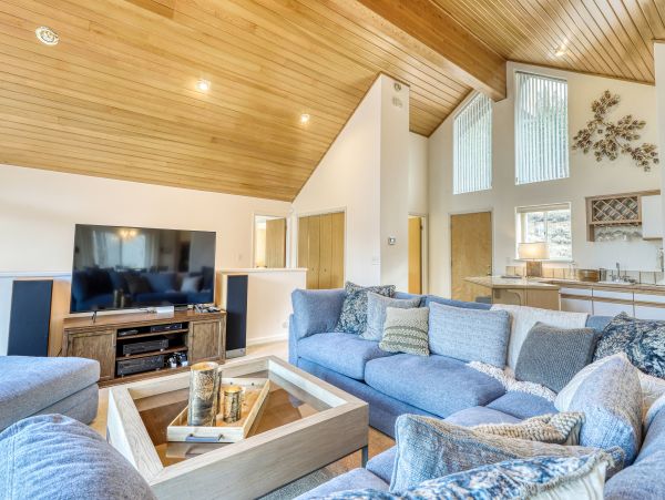 Lake Tahoe North Shore Home 978884