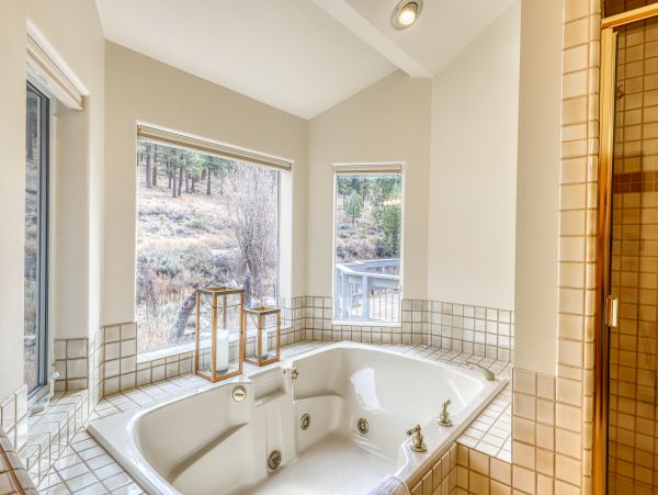 Lake Tahoe North Shore Home 978884