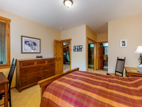 Lake Tahoe North Shore Home 978885
