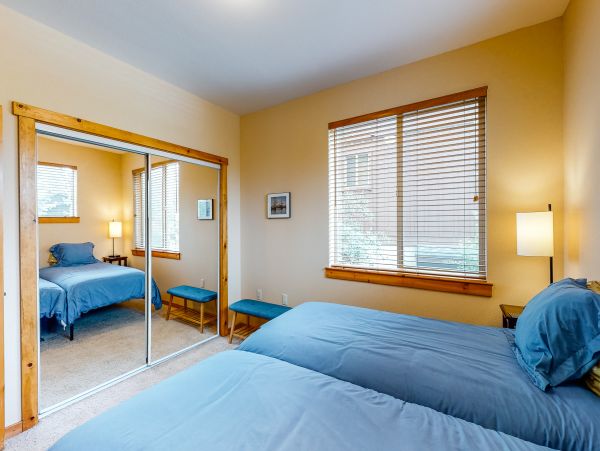 Lake Tahoe North Shore Home 978885