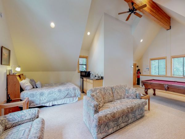 Lake Tahoe North Shore Home 978886