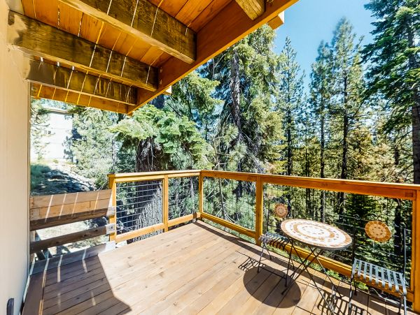 Lake Tahoe North Shore Home 978887