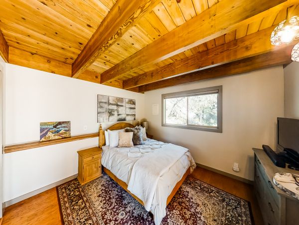 Lake Tahoe North Shore Home 978887