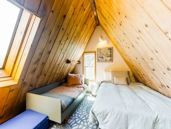 Lake Tahoe North Shore Home 978887