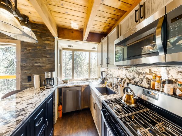 Lake Tahoe North Shore Home 978887