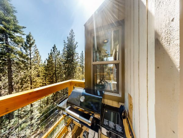 Lake Tahoe North Shore Home 978887