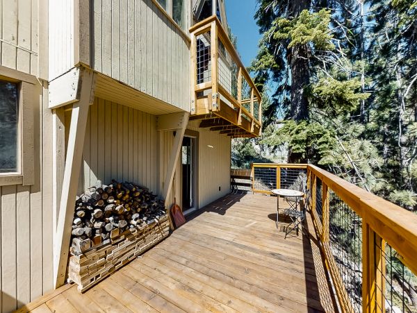 Lake Tahoe North Shore Home 978887