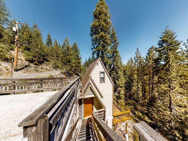 Lake Tahoe North Shore Home 978887
