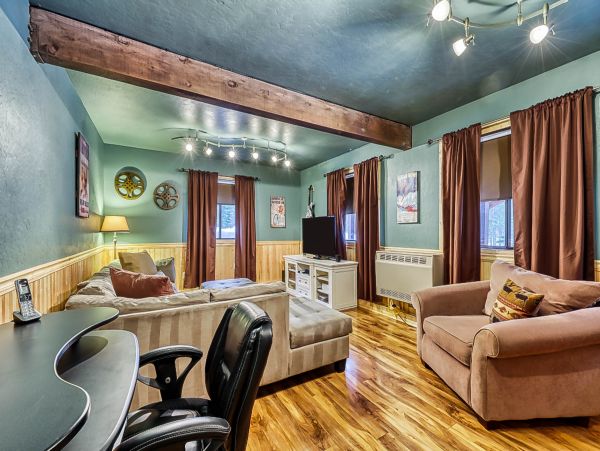 Lake Tahoe North Shore Home 978888
