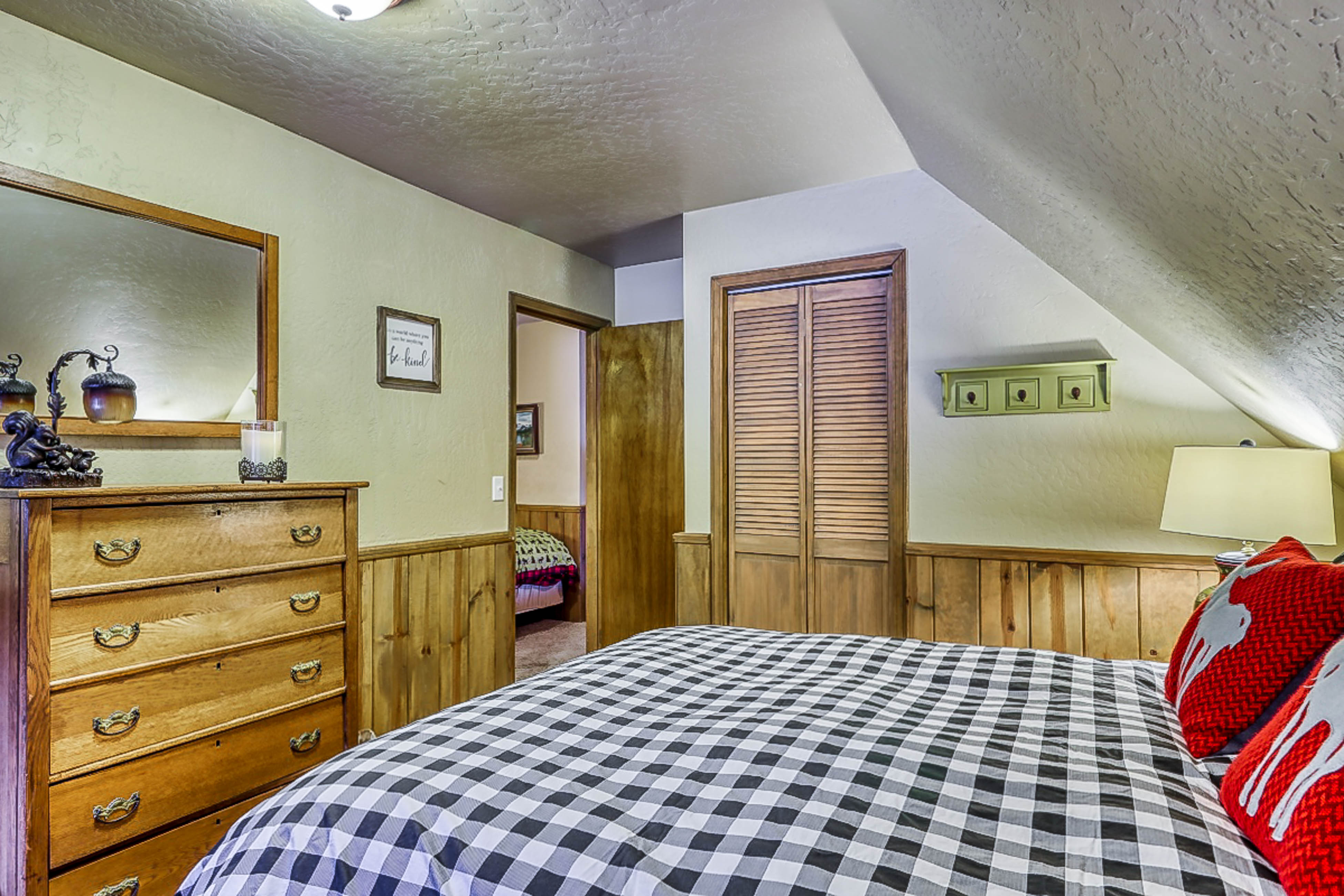 Lake Tahoe North Shore Home 978888