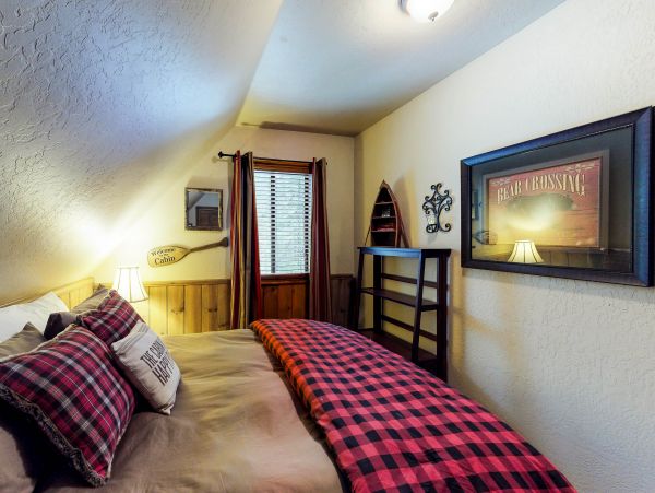 Lake Tahoe North Shore Home 978888