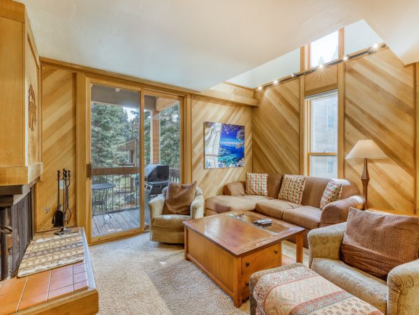 Lake Tahoe North Shore Home 978889