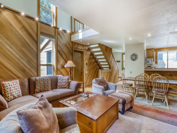 Lake Tahoe North Shore Home 978889