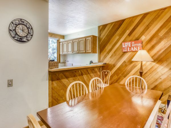 Lake Tahoe North Shore Home 978889