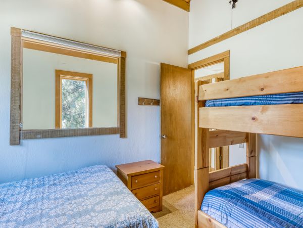 Lake Tahoe North Shore Home 978889