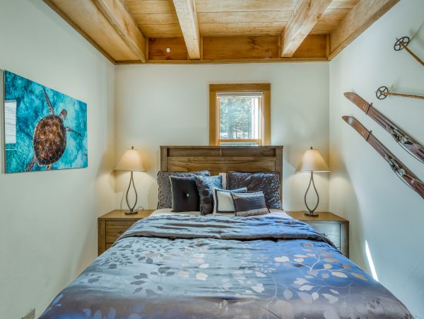 Lake Tahoe North Shore Home 978889