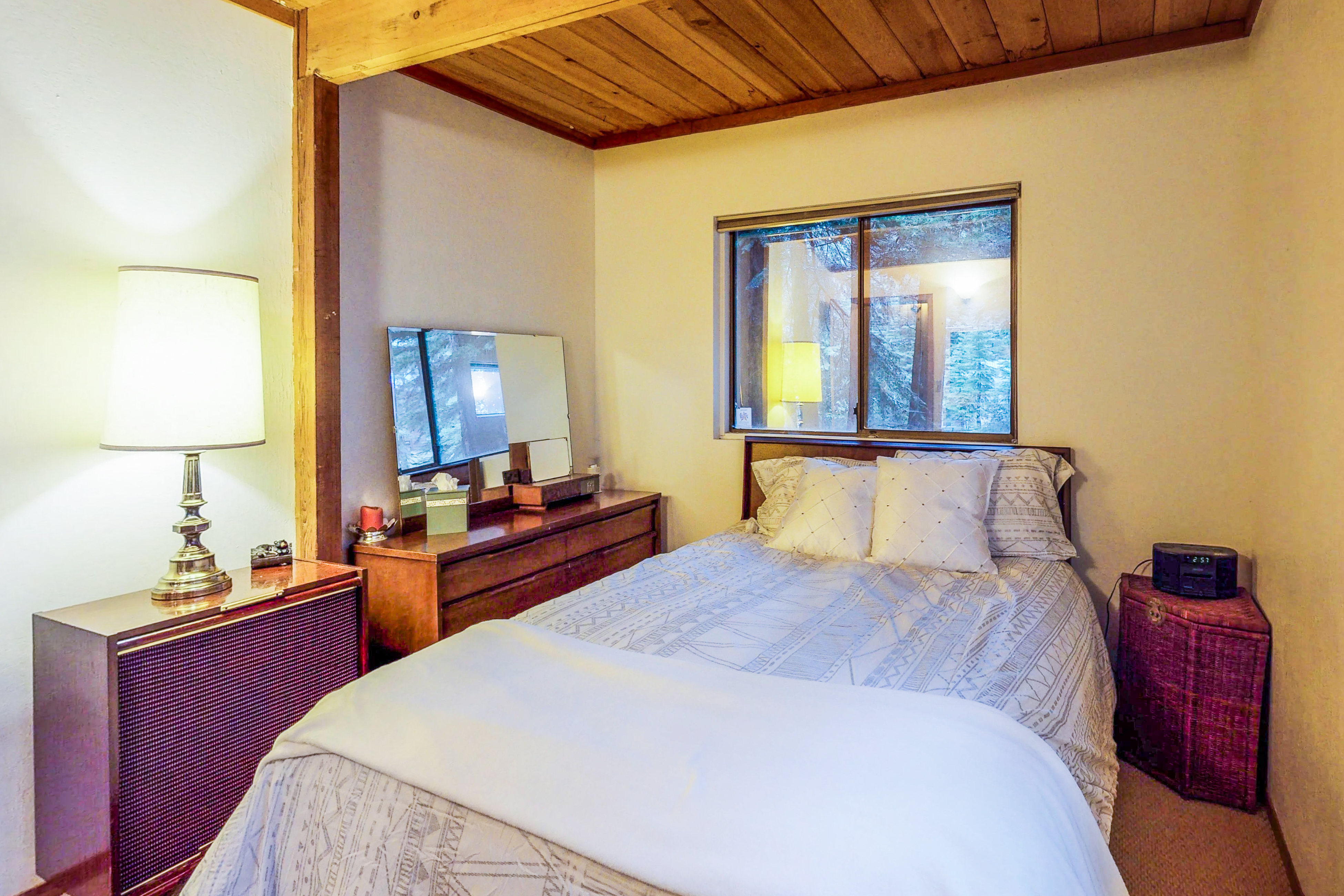 Lake Tahoe North Shore Home 978890