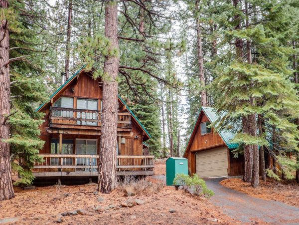 Lake Tahoe North Shore Home 978890
