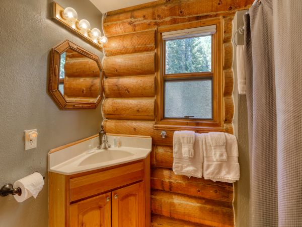 Lake Tahoe North Shore Home 978892