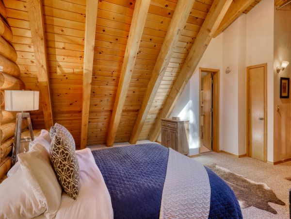 Lake Tahoe North Shore Home 978892